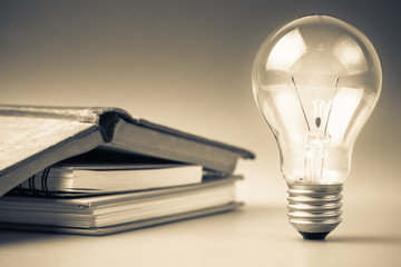 手工小闹钟怎么做